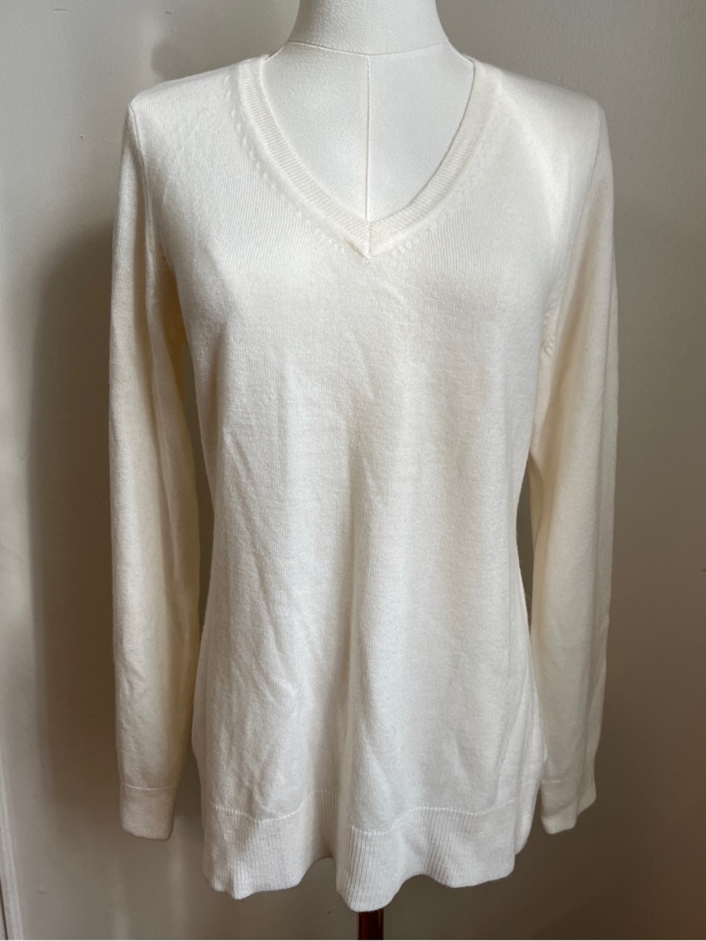 Basic Editions Ivory V-Neck Long Sleeve Sweater